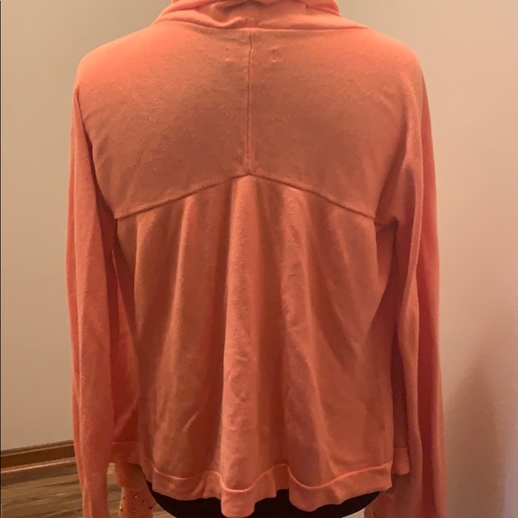 Cache’ orange sweater - Picture 4 of 5